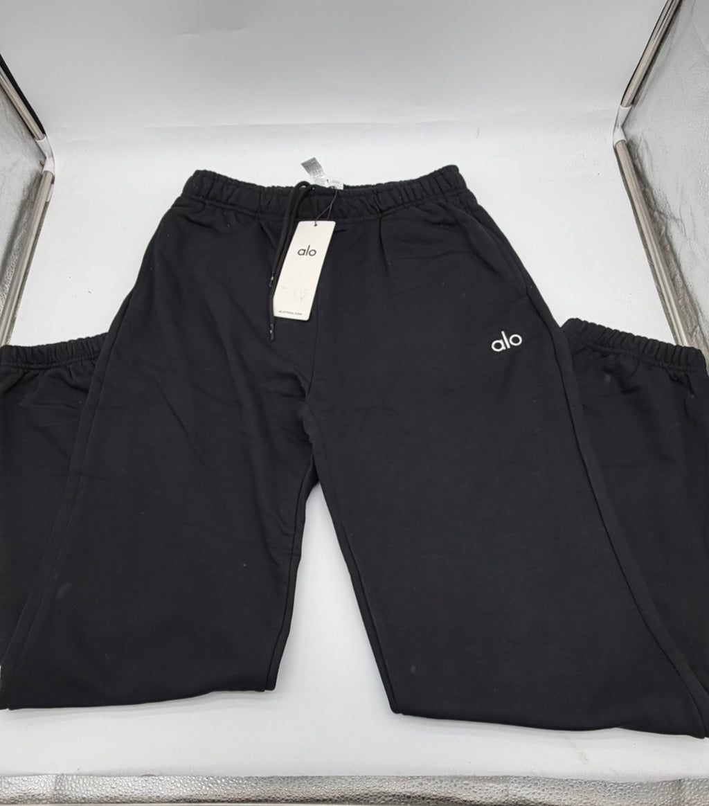 ALO Yoga Accolade Cuffed Sweatpants - Black | Men's