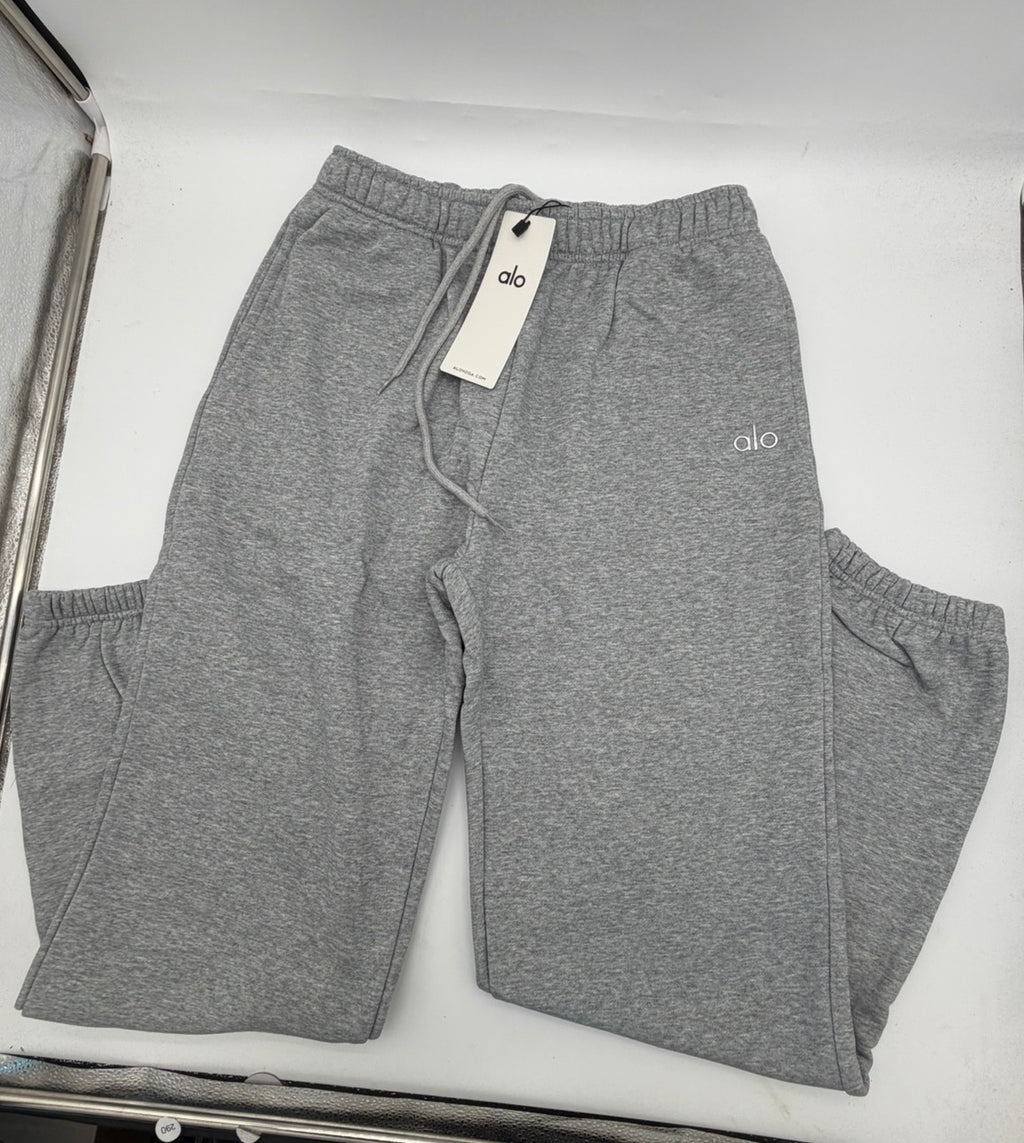 ALO Yoga Accolade Cuffed Sweatpants - Grey | Men's