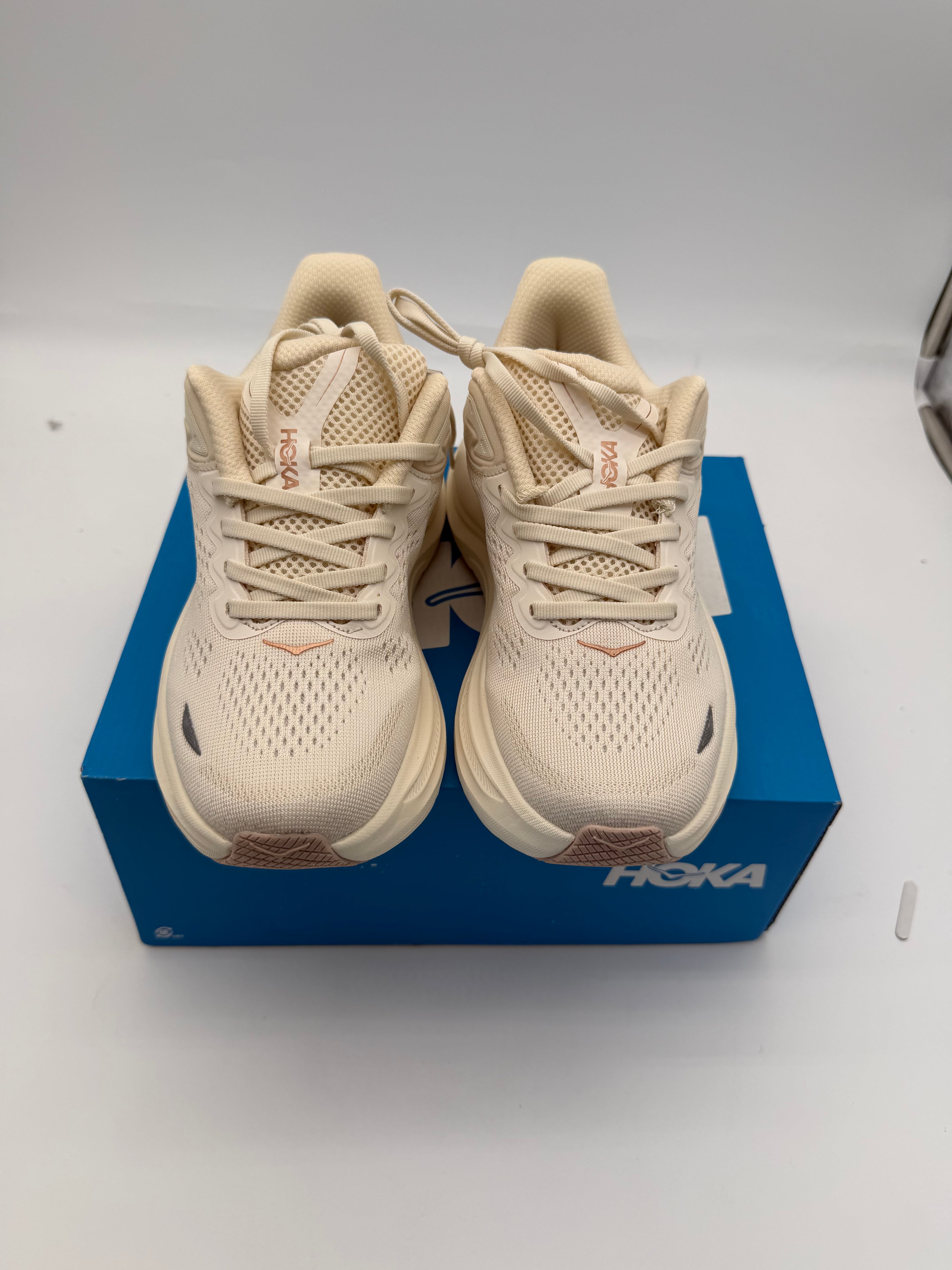 HOKA Women’s Bondi 9 - Beige