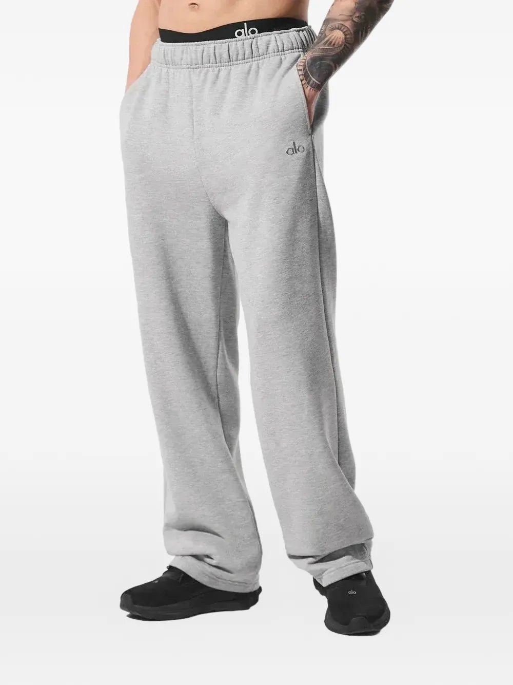 ALO Yoga Accolade Straight Leg Sweatpants -  Grey | Men's