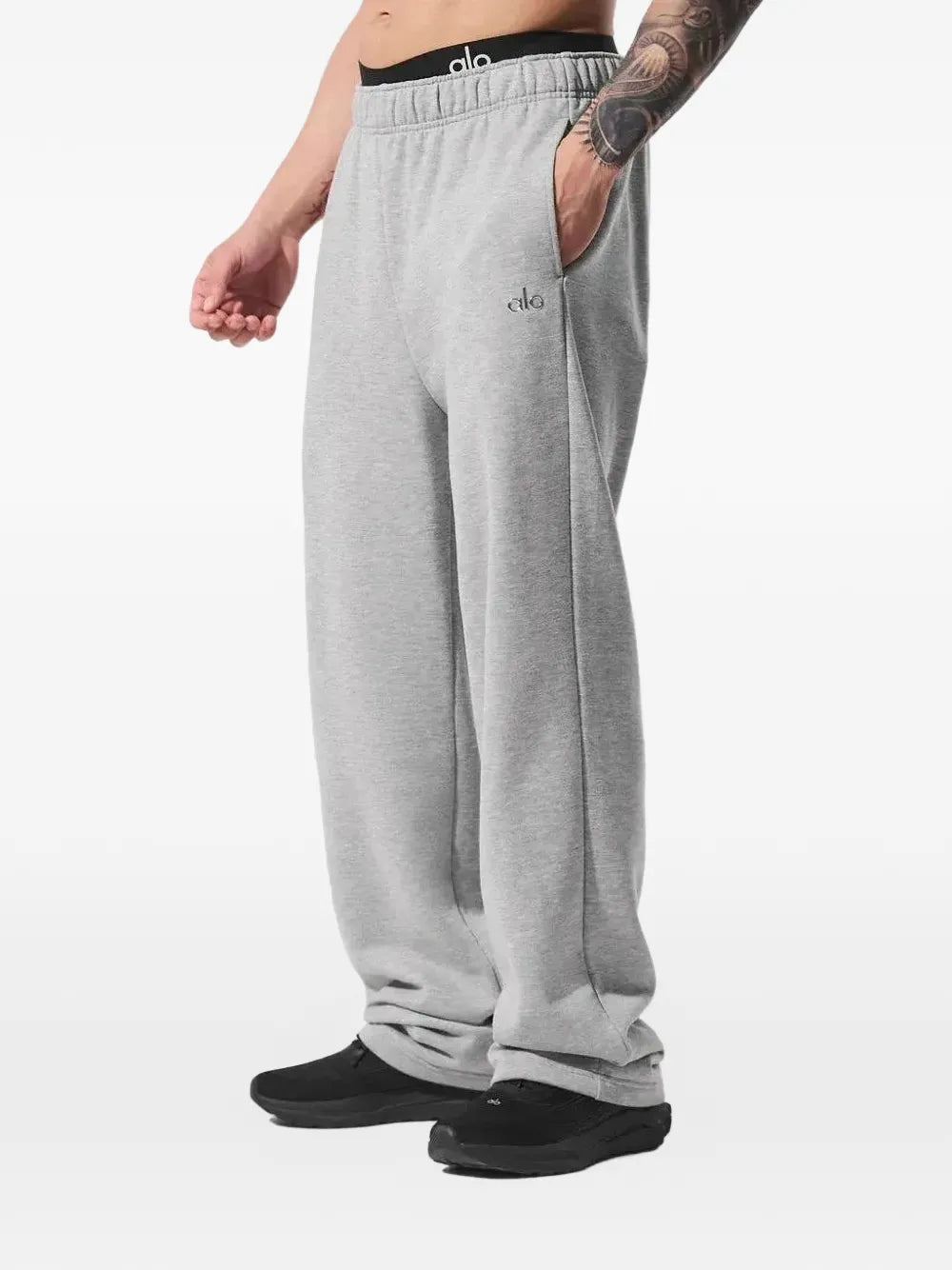 ALO Yoga Accolade Straight Leg Sweatpants -  Grey | Men's