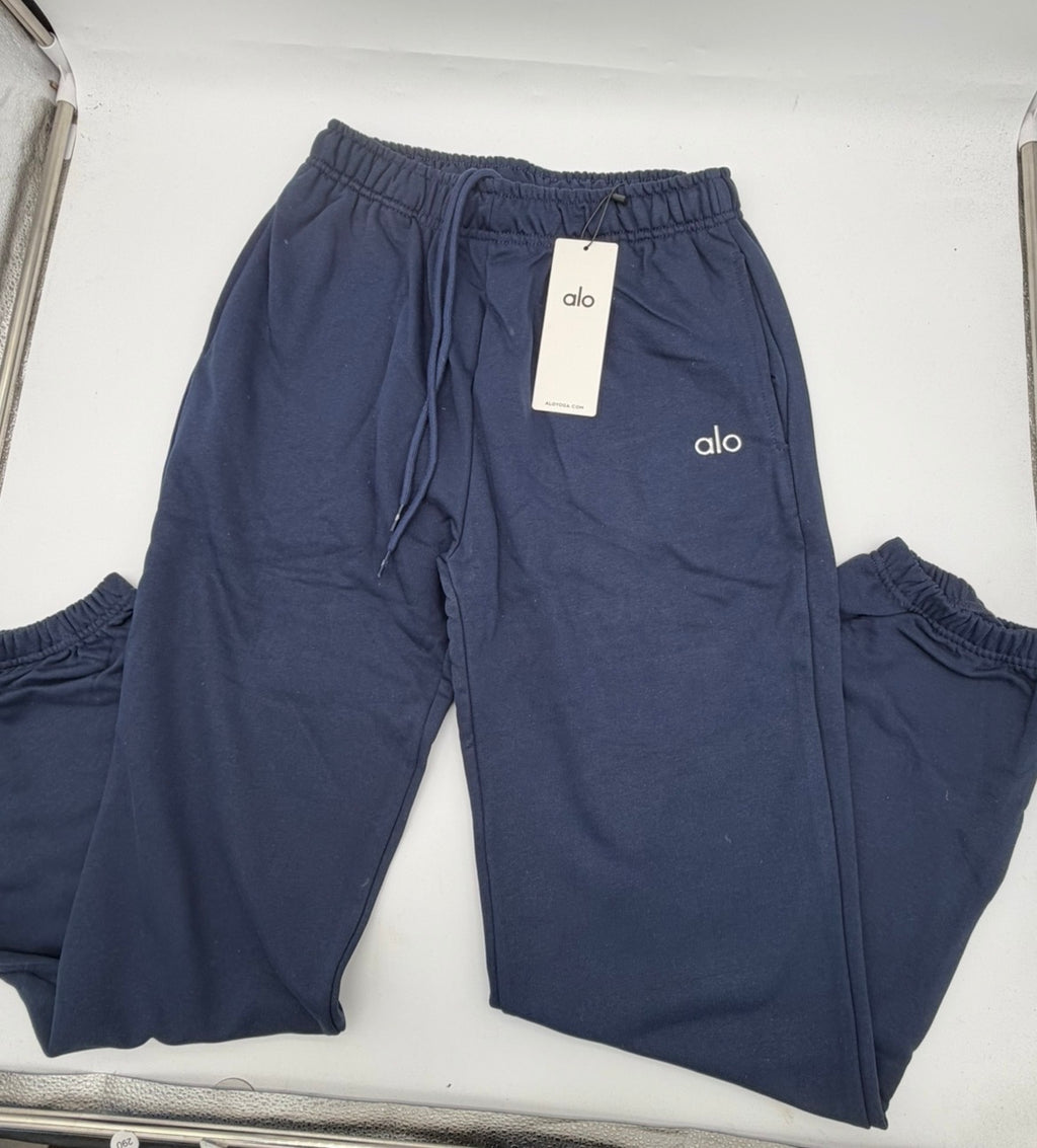 ALO Yoga Accolade Cuffed Sweatpants - Navy | Men's