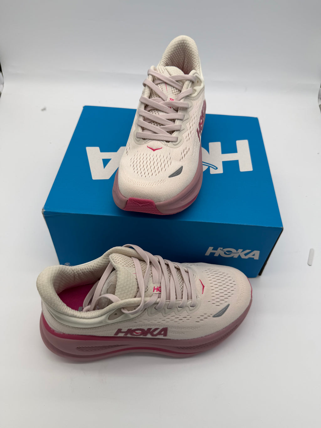 HOKA Women’s Bondi 9 - Beige Pink