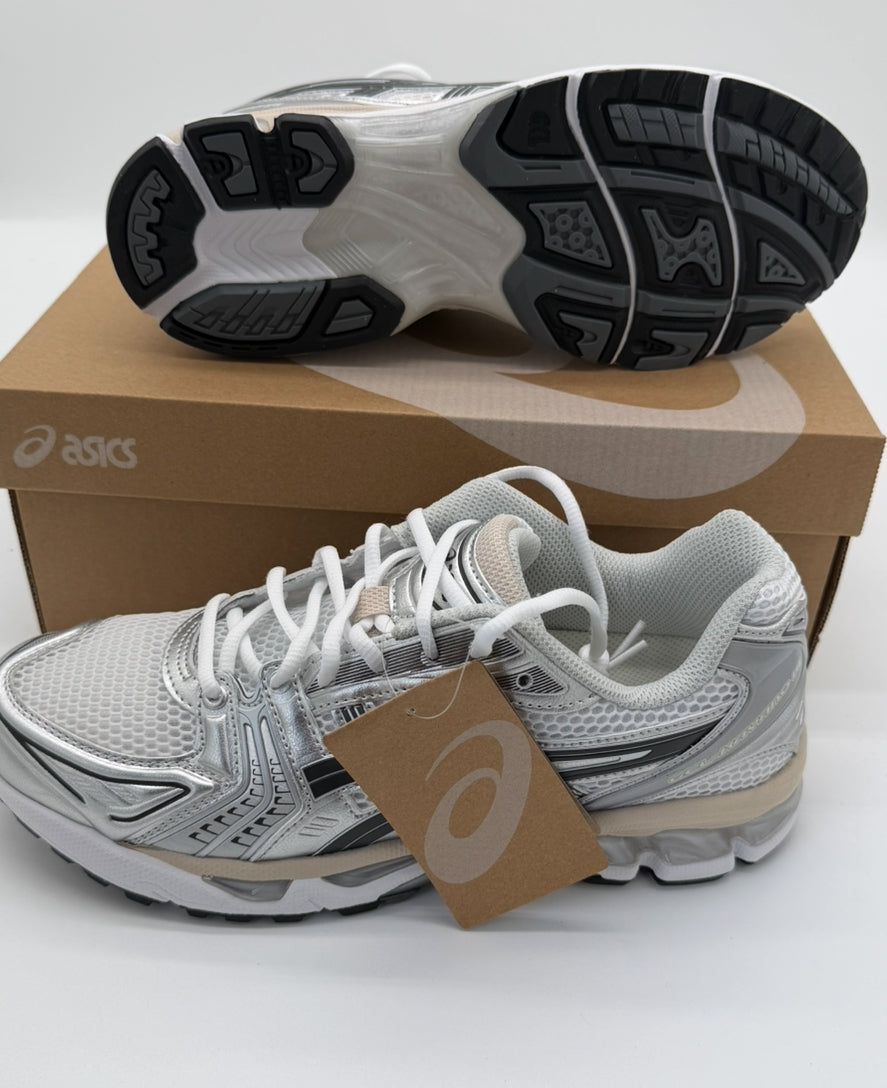 ASICS Gel-Kayano 14 - White / Graphite Grey