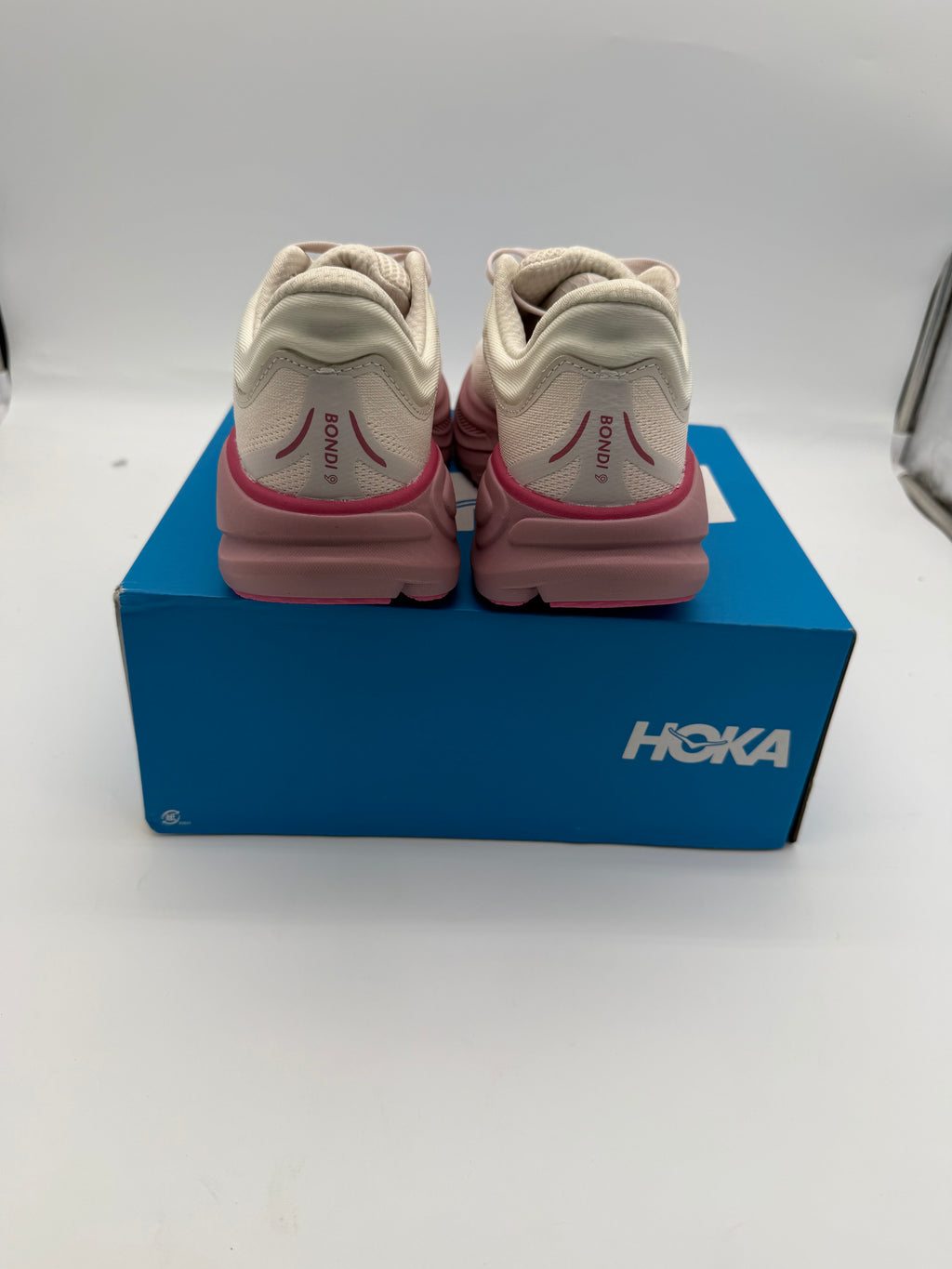 HOKA Women’s Bondi 9 - Beige Pink