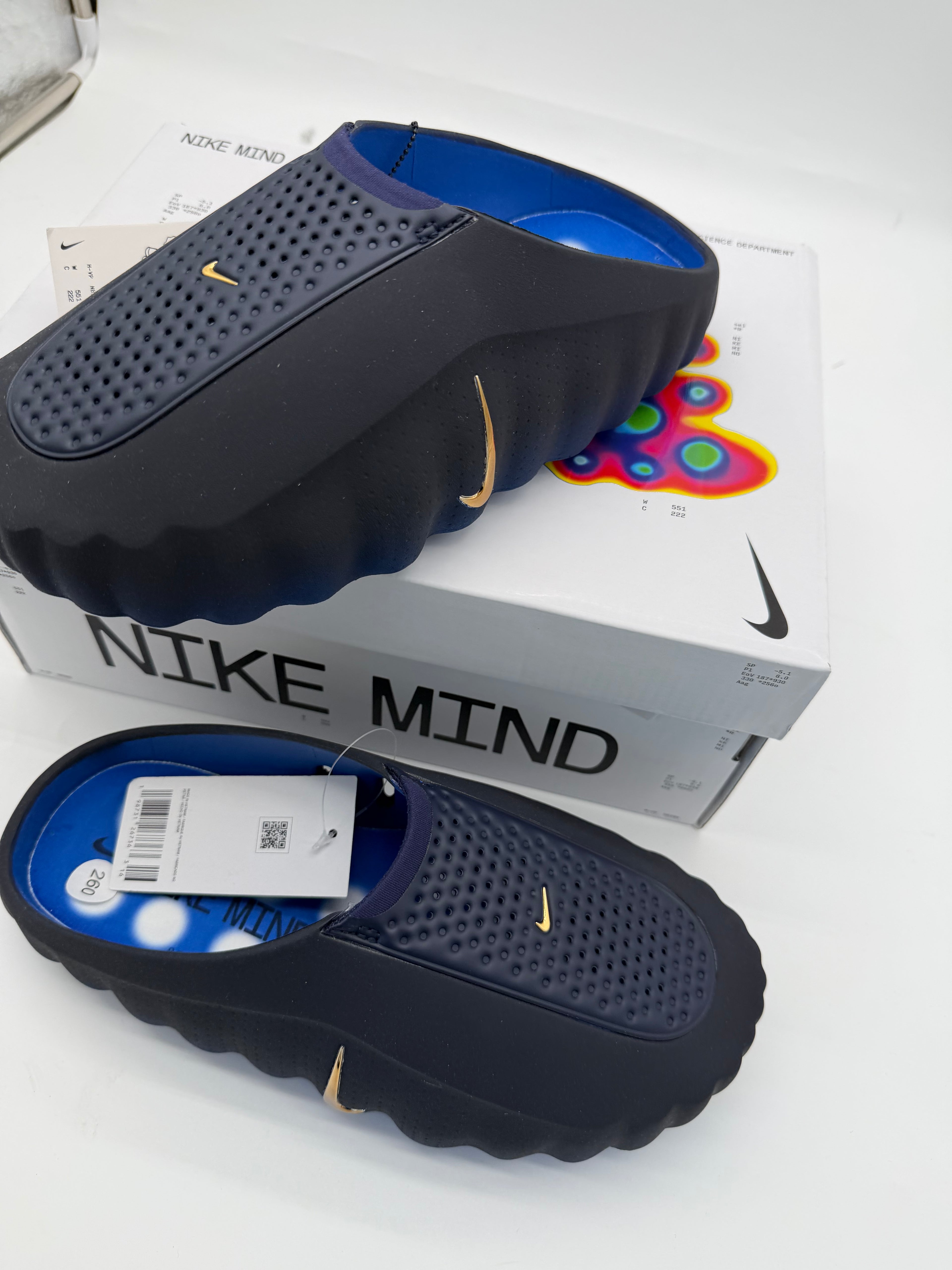 Nike Mind - Blackened Blue / Metallic Copper