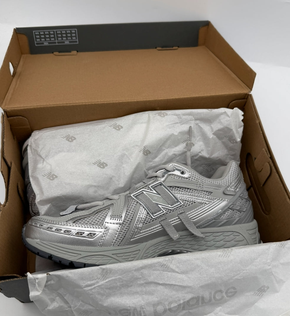New Balance 1906R Silver Concrete M1906AG