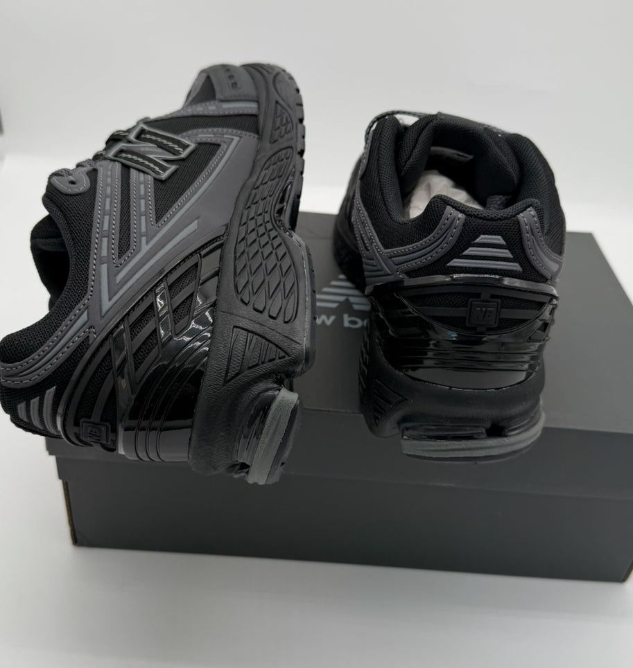 New Balance 1906R Black Grey Black Phantom Grey