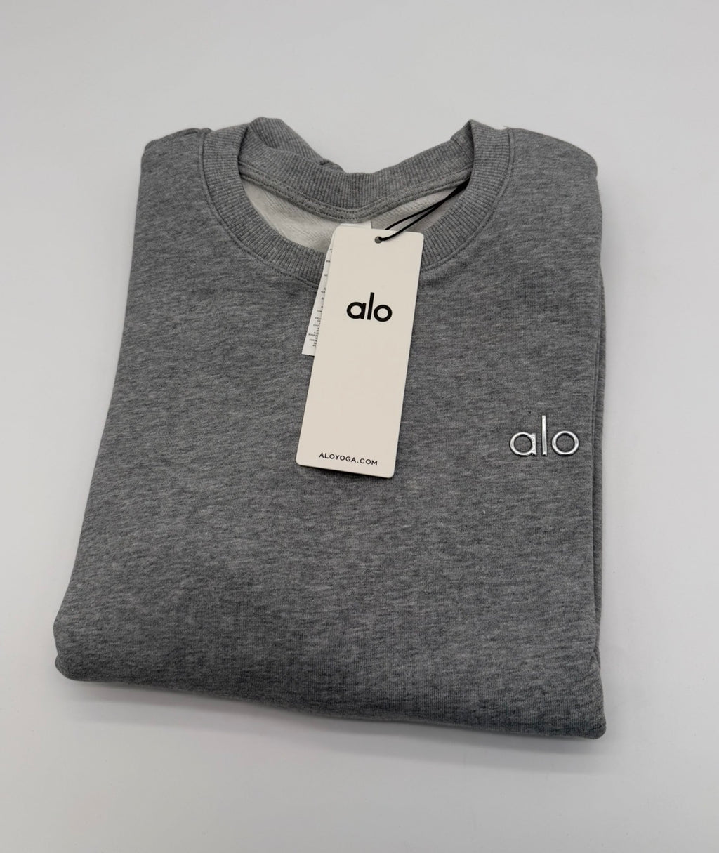 ALO Yoga Accolade Crew Neck Pullover - Grey | Men's