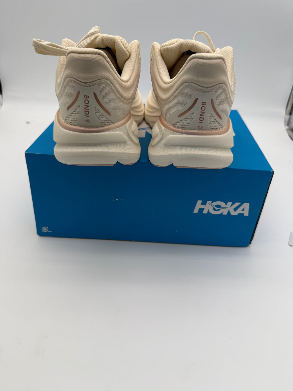 HOKA Women’s Bondi 9 - Beige