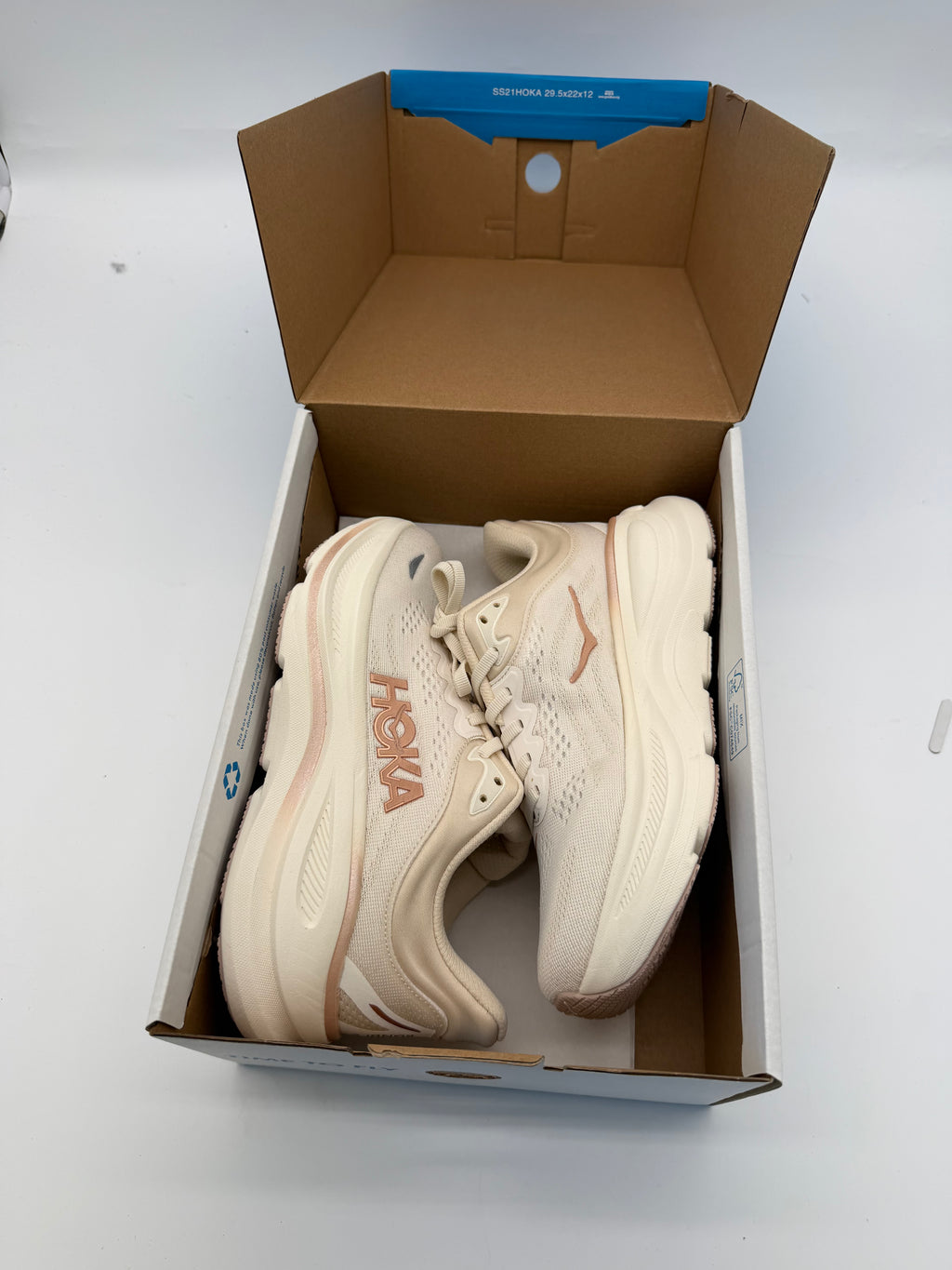HOKA Women’s Bondi 9 - Beige