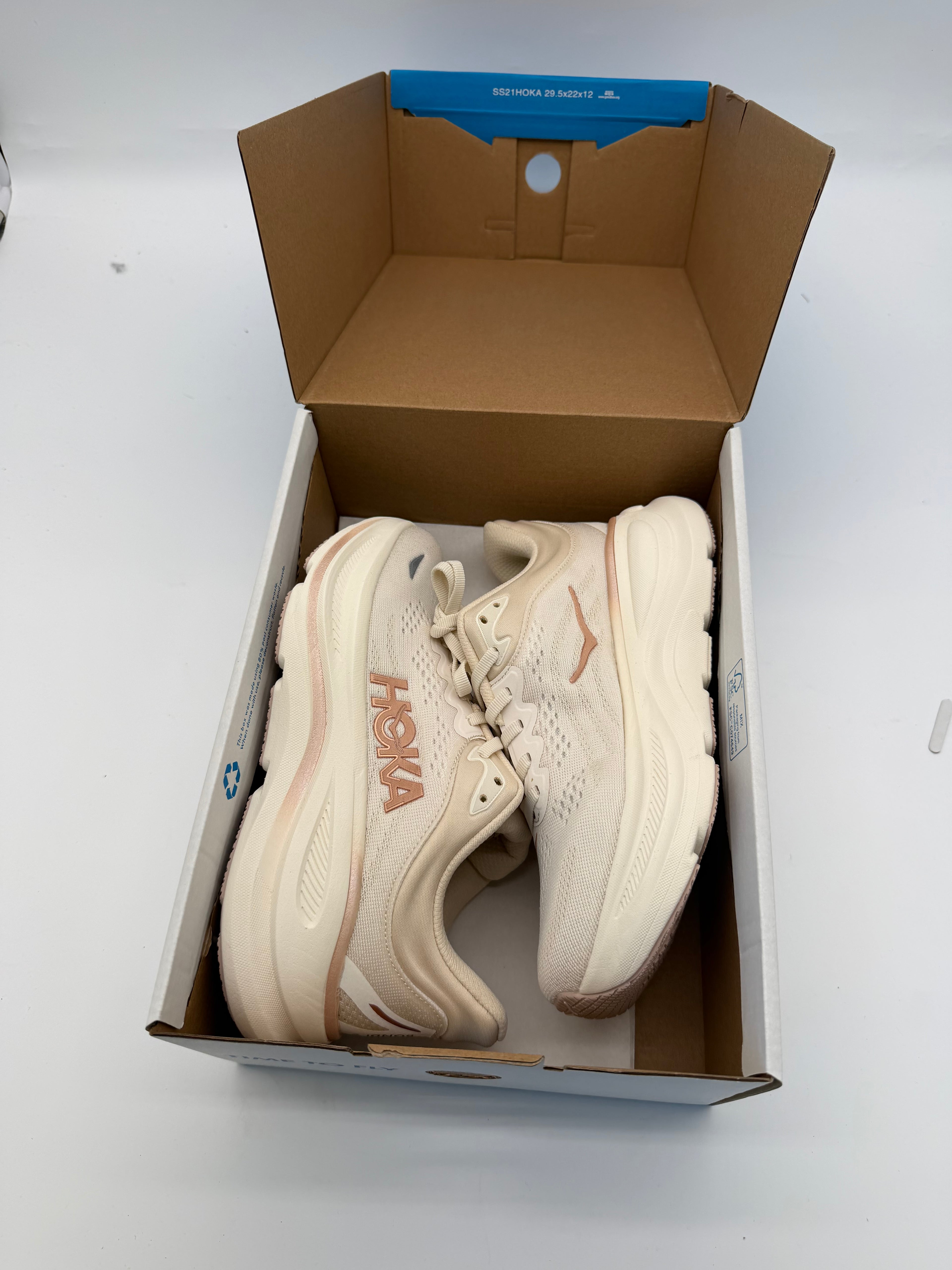 HOKA Women’s Bondi 9 - Beige
