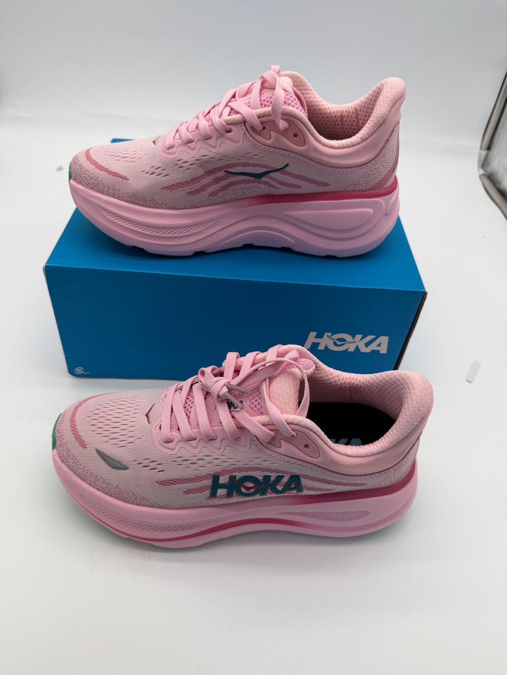 HOKA Women’s Bondi 9 - Pink Green